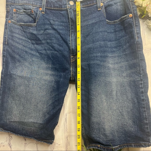 Levi’s Men’s Sz 40 502 Blue Denim HighWaist Bermuda Jean Shorts - Picture 6 of 8